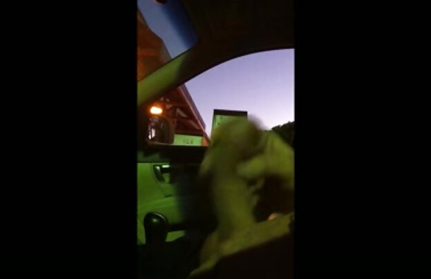 XXX دختر قبل از این که در سکس فرزانه این جلسه تصمیم به جلق زدن