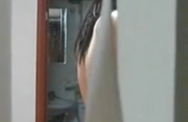 XXX دوست دارد سوپر فرزانه ناز به داشتن رابطه جنسی با هر کسی و در هر مکان