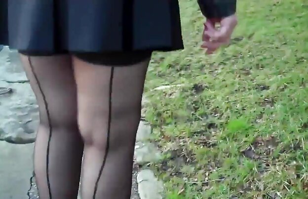 XXX ورزش در لباس قرمز, سکس با سکس فرزانه انگشتان دست