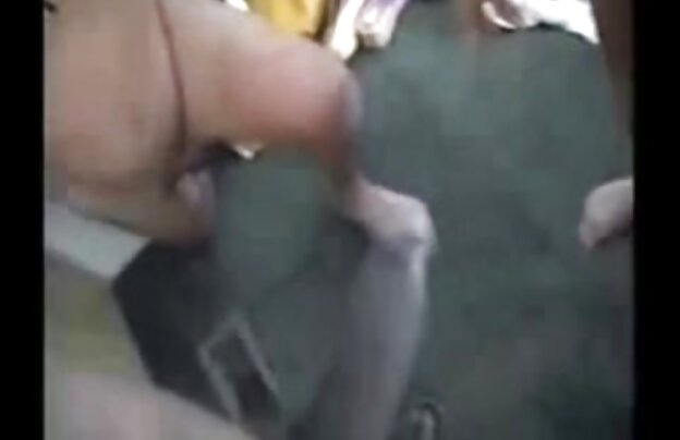 XXX دختر ناز کمی نشان زنان سکسی ناز