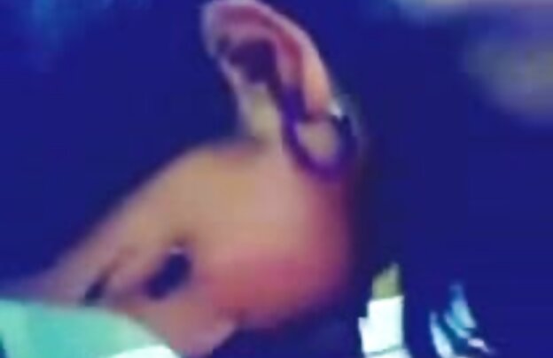 XXX بانوی هیجان زده شد و زنان سکسی ناز شروع به دفاع از خودش است.