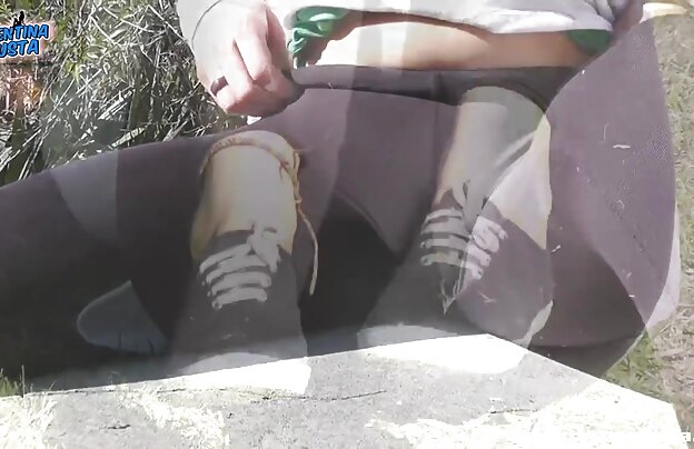 XXX مردی که کس ناز سکسی پر از پنجره با اسپرم