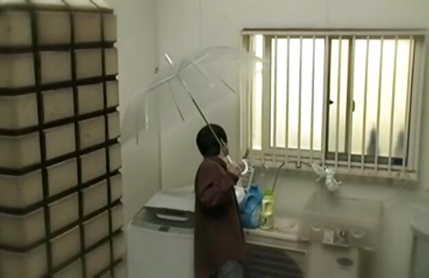 XXX قدیمی, شاخه حزب در دو نوبت در مکیدن از پستان. فلم سکس ناز