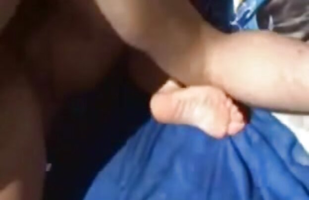 XXX این ناز کون ماساژور, لیسیدن تمام سراخ ها از مشتری