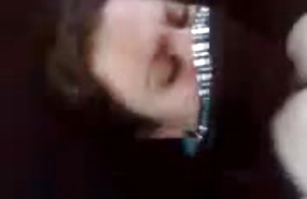 XXX چربی زن یک مرد, مشت, آنها دهان خود را با پاهای خود را, نشستن بر روی صورت خود را و مالش پذیری, حرکت تند و سریع دیک خود را با پاهای خود را و او عکسهای سکسی ناز را