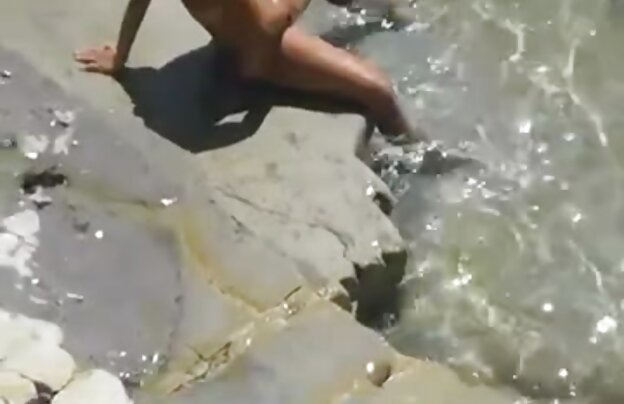 XXX مرد سوپر سکس ناز خوش شانس با دو دختر بچه ها شیک