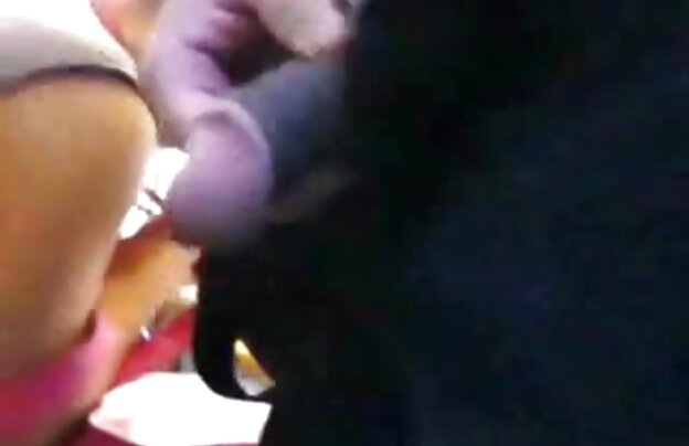 XXX مردی که صرف یک عکس سکسی ناز شخص سگ و گربه